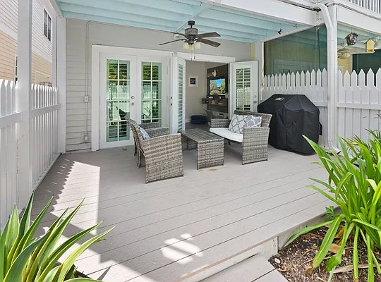 514 Porter Ln — Photo 8