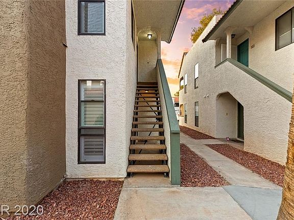 3rd image of 3512 Bluegill Way Unit D