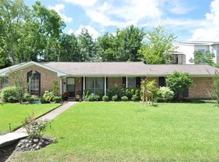 8505 Williamcrest Ln, Houston, TX 77071