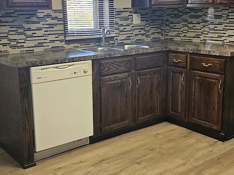 4203 N 1325 E — Photo 2