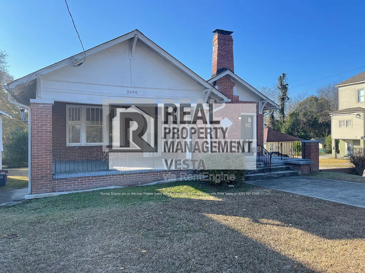 Building Photo - 2694 Cherokee Ave #A