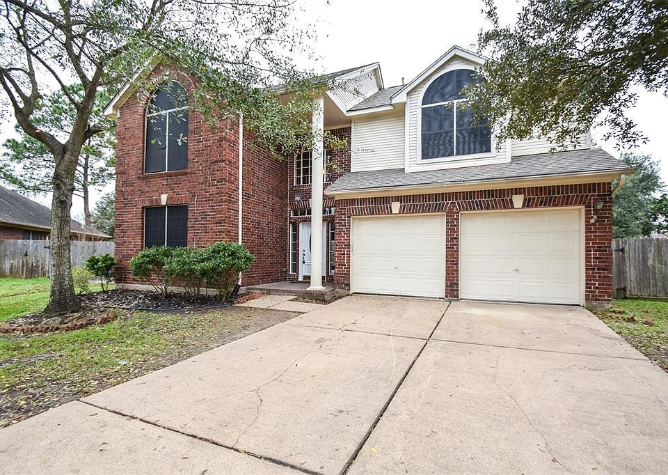 1st image of 16046 Brittany Knoll Dr