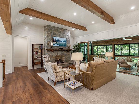 3rd image of 203 Norton Ridge Lane