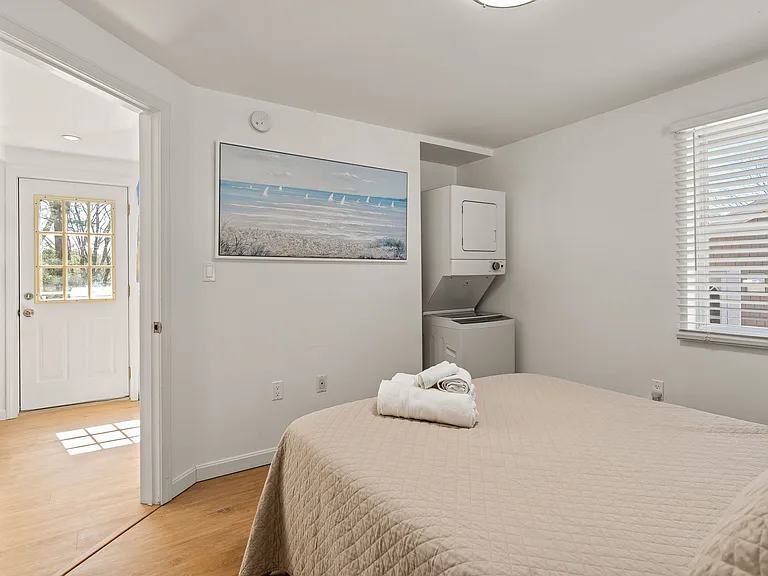 17 Hillside Ave — Photo 40