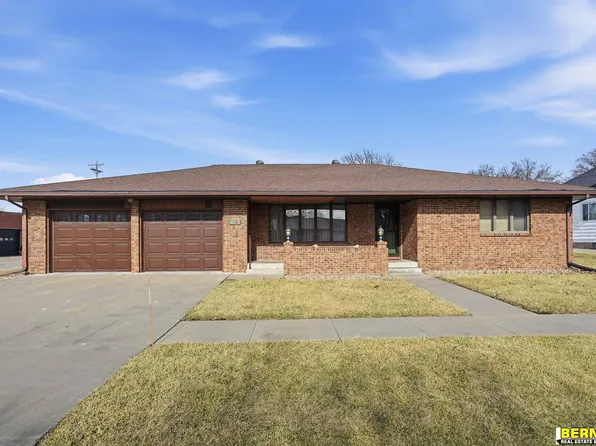 526 4th St, Syracuse, NE 68446