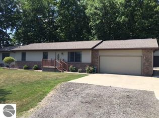 475 N Summerton Rd, Mount Pleasant, MI 48858