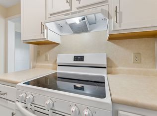 AIY Canton Townhomes, Canton, OH 44714