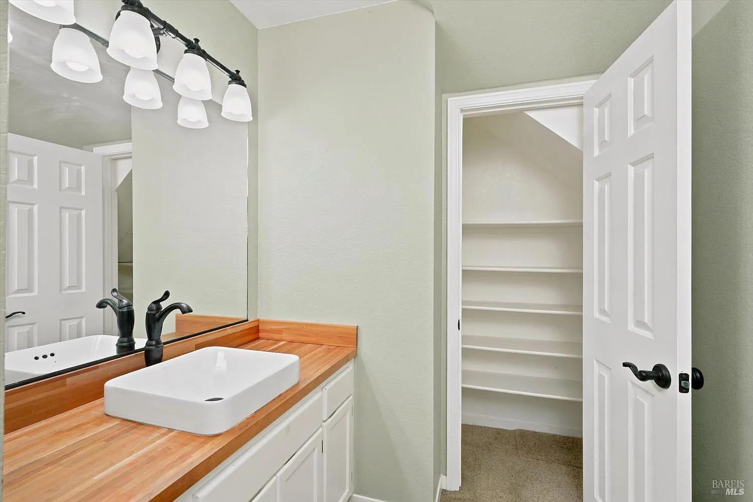 2211 Ironbark Drive - Photo 8