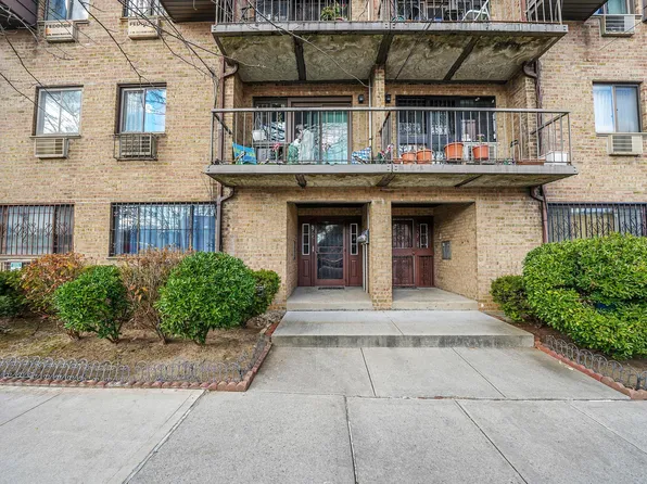 87-05 57th Road #46, Elmhurst, NY 11373