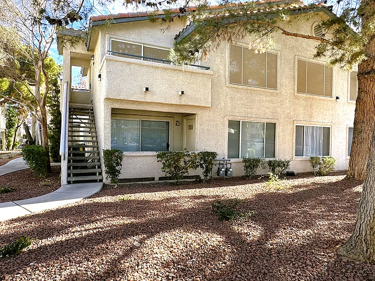 3067 Key Largo Dr #102 — Photo 1