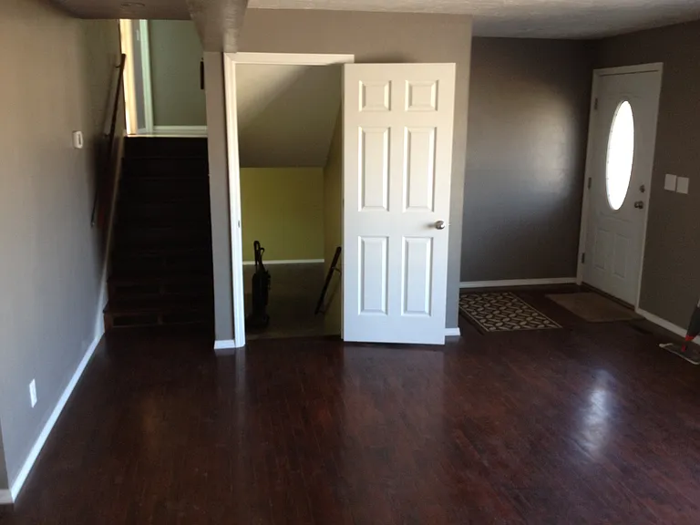 1015 E Hill Ave — Photo 7