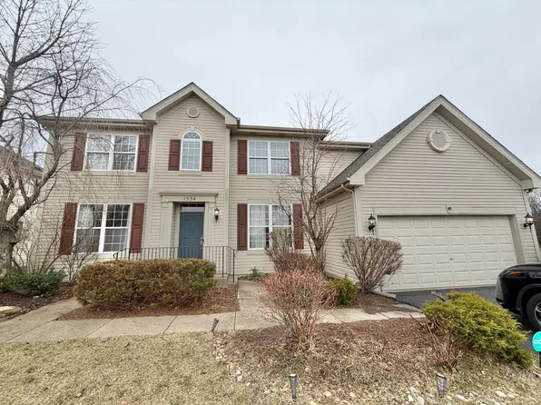 1534 S Falcon Dr, Libertyville, IL 60048