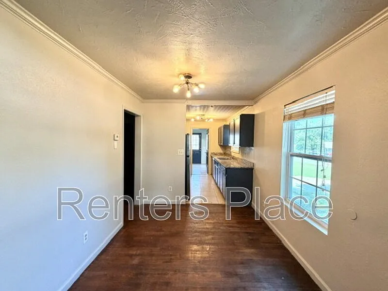 4 bed, 3.0 bath, 1848 sqft, $1,695 — Photo 4