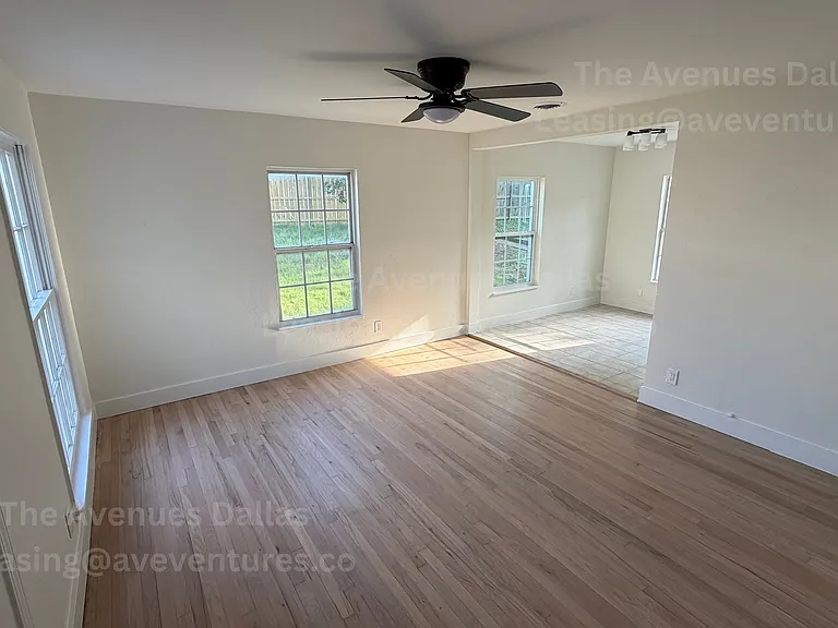 305 N Oak Cliff Blvd #305 — Photo 3