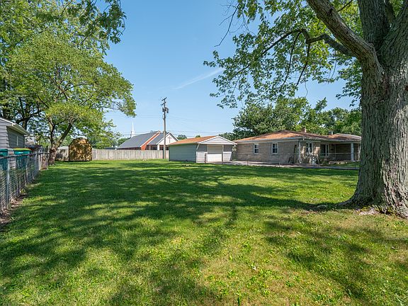 5th image of 203 Kentucky Ave