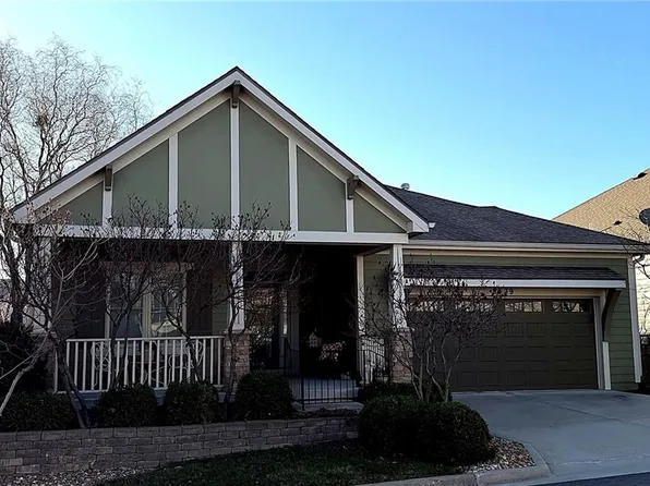 8539 Barstow St, Lenexa, KS 66219