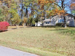 610 E Dogwood Dr, Kuttawa, KY 42055