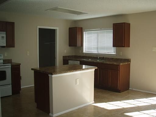 3rd image of 9834 NW Kelton Dr.