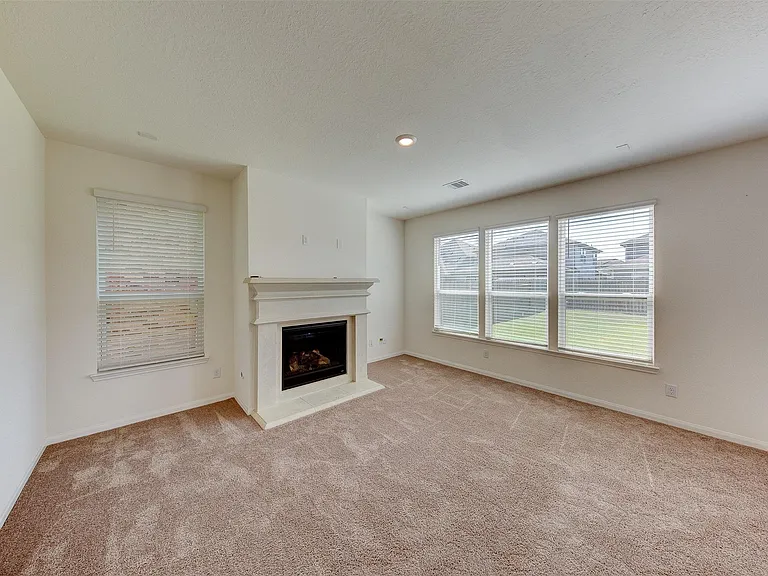 7218 Bakersfield Ct — Photo 7
