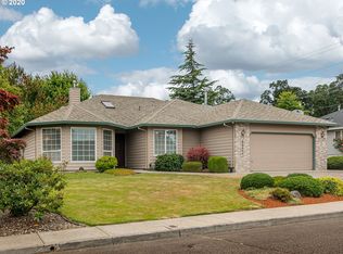59211 Westshire Ln, Saint Helens, OR 97051