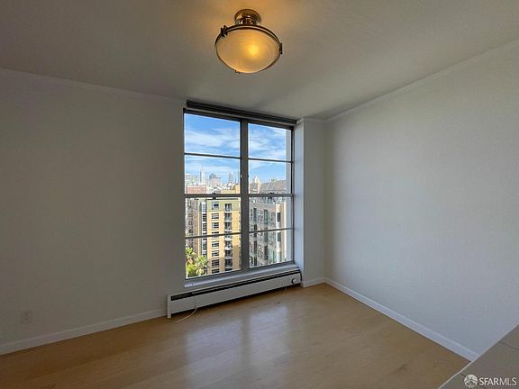 4th image of 2040 Franklin St APT 901