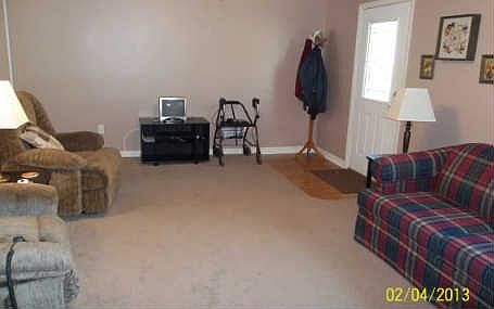 4th image of 446 SE Rosewood Cir