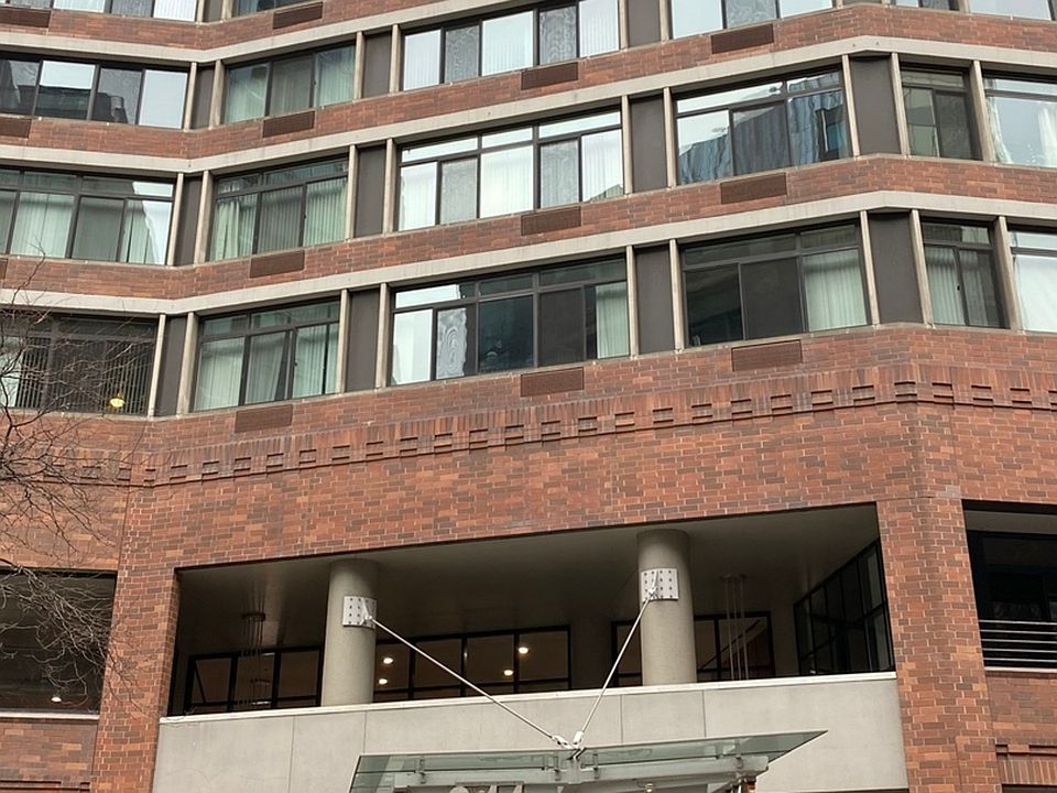 1st image of 211 E Ohio St APT 1803