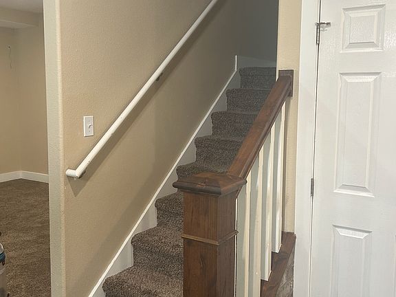 4th image of 1556 W 140 N