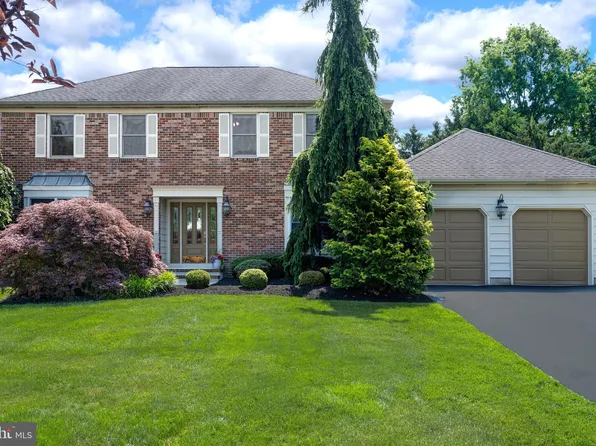 11 Greenfield Dr N, West Windsor, NJ 08550