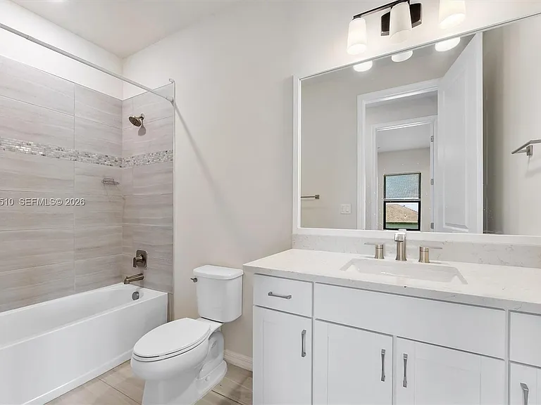 2485 Primrose Pl — Photo 35