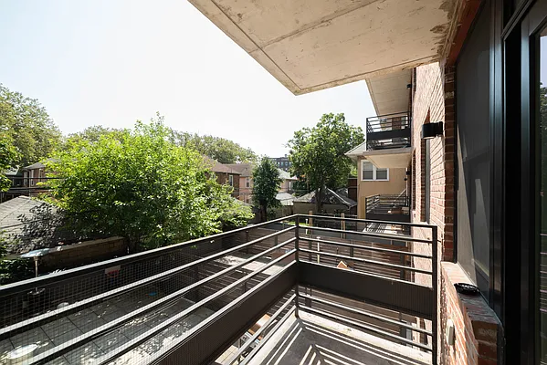 Rented by Twin Group | media 7