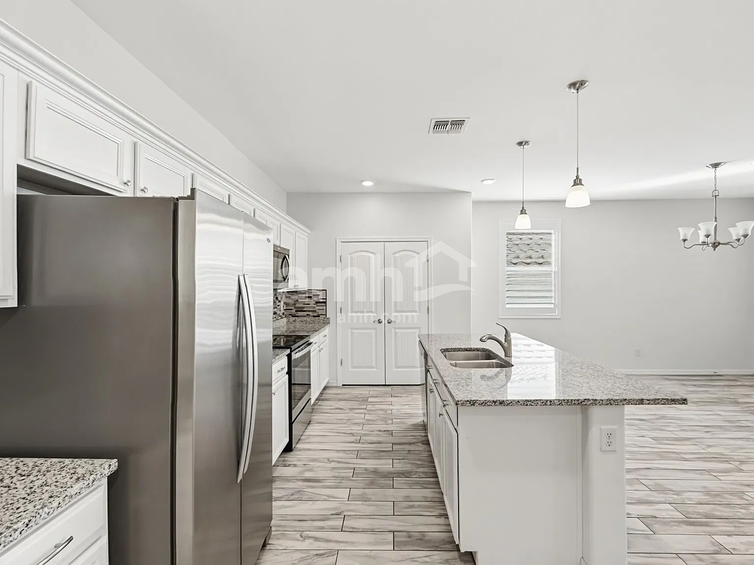 3 bed, 2.0 bath, 1550 sqft, $1,995 — Photo 4