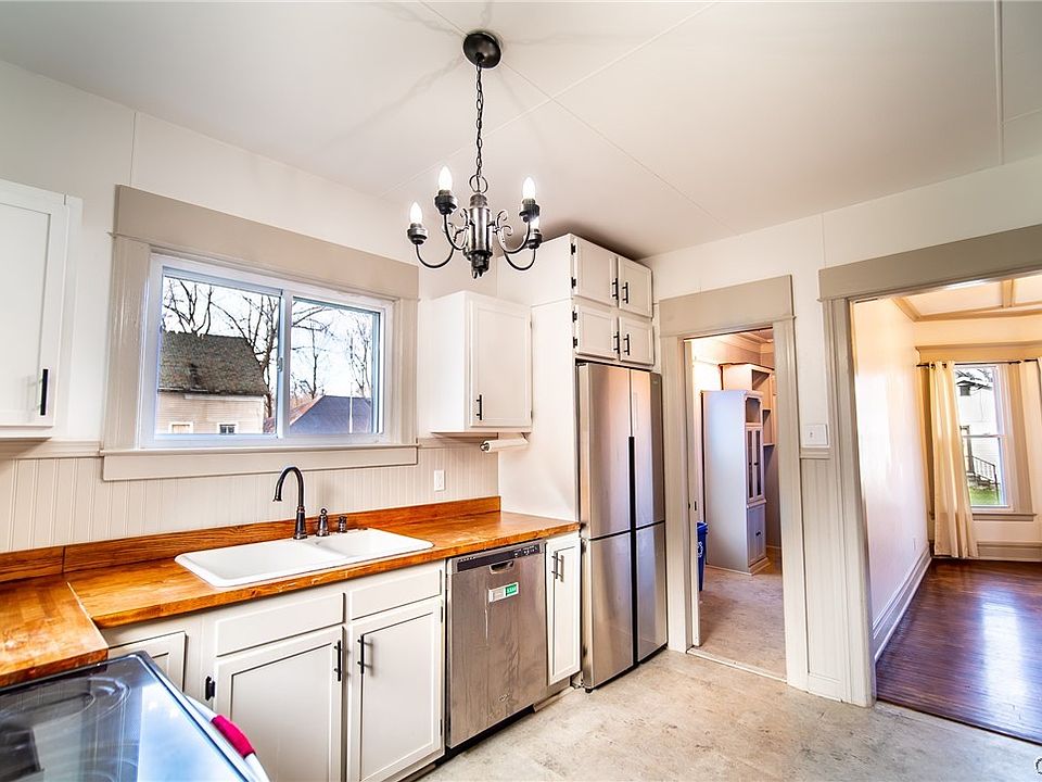 624 Hamlin St, Watertown, NY 13601 Zillow