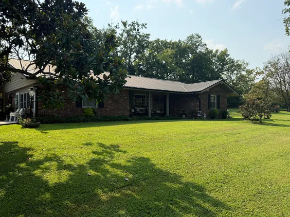 333 Choctaw Trl, Stanford, KY 40484