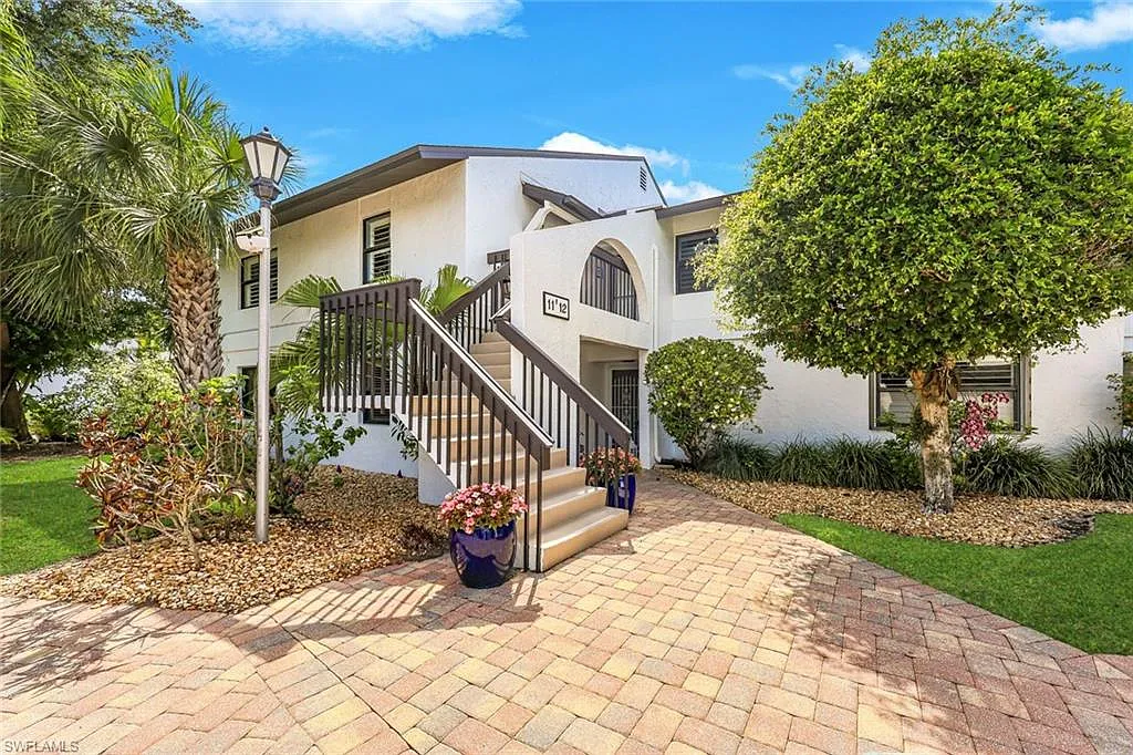 2 bed, 2.0 bath, 1200 sqft, $8,000 — Photo 1