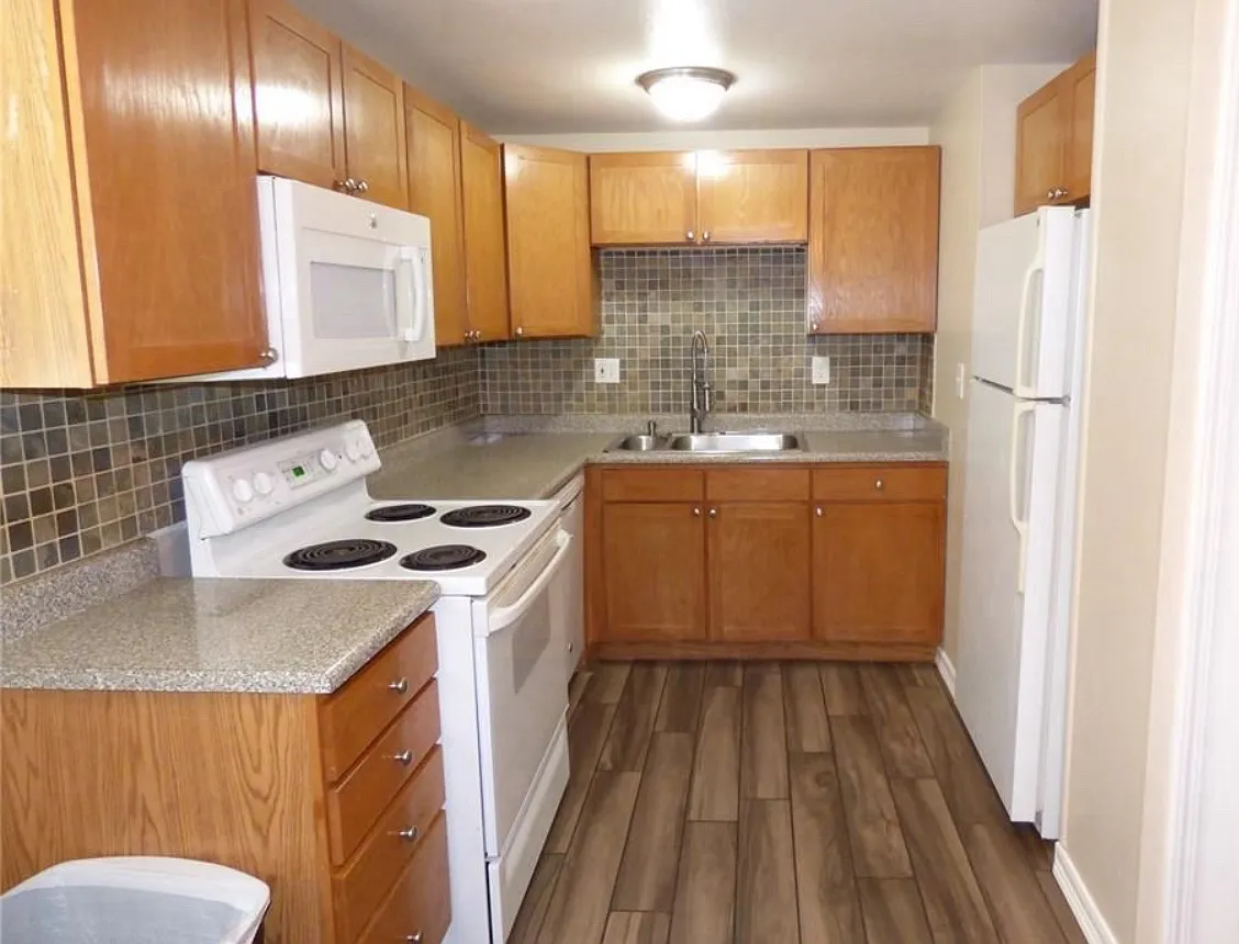Building Photo - 3020 E Bijou St #1A