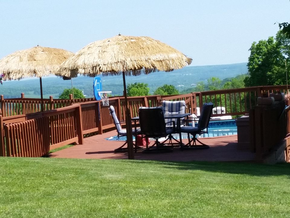 2nd image of 182 Barbin Rd