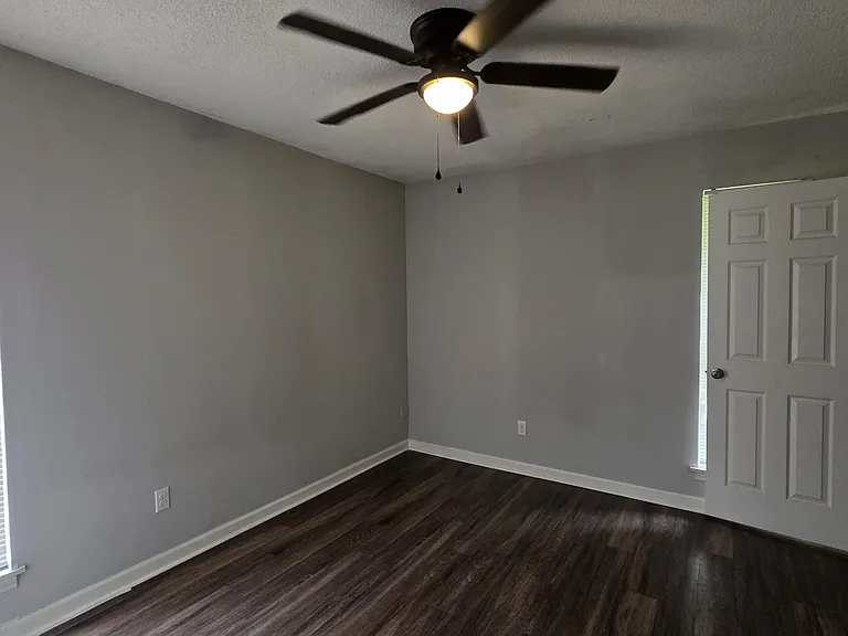 5343 Clinchport Cir — Photo 7