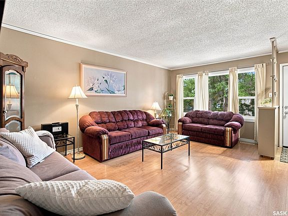 5th image of 448 ROBINSON Street
