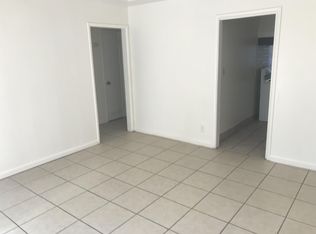2218 N 1st St, Fresno, CA