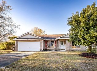 8405 Autumn Ridge Dr, Ocean Springs, MS 39564