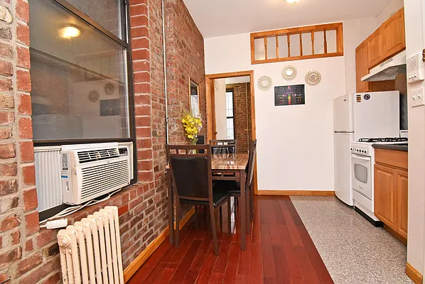 Rented by J Misrahi Realty Corp | media 3