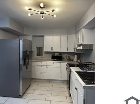 3618 N Sterling Ave #A, Peoria, IL 61604
