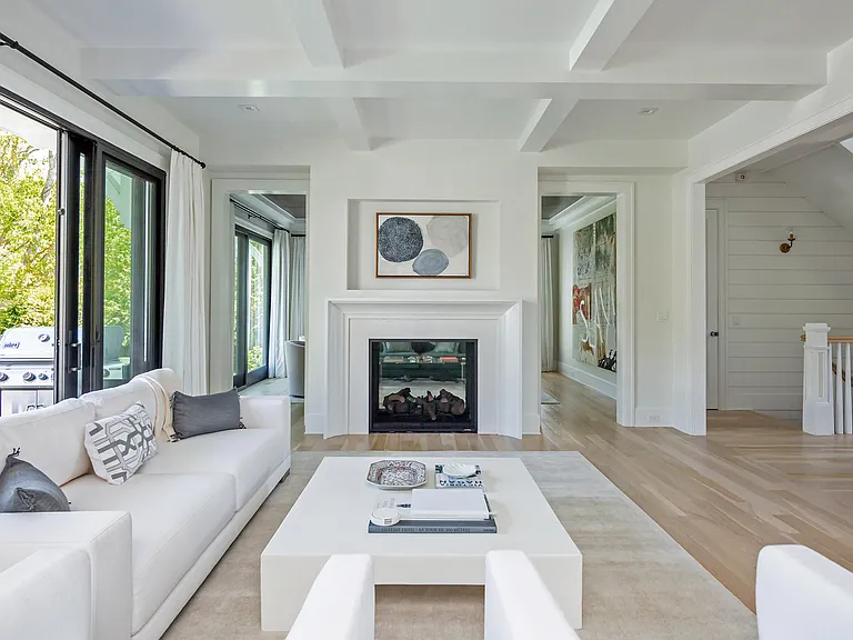 67 Lockwood Ave — Photo 4