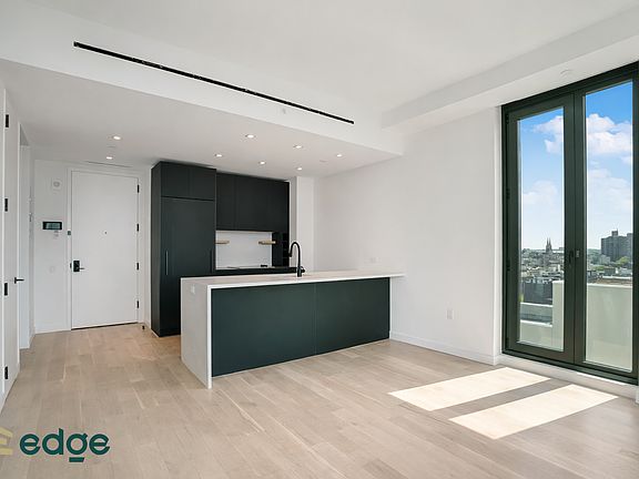 2nd image of 329 Broadway #1305