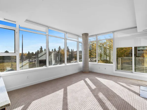 2606 109th St NW #209, Edmonton, AB T6J 3S9