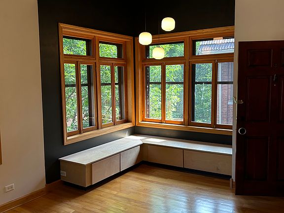 2nd image of 3953 W Waveland Ave #3