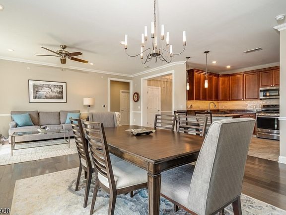 3rd image of 7305 Minuteman Ln