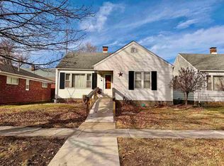 226 S Pine St, Centralia, IL 62801