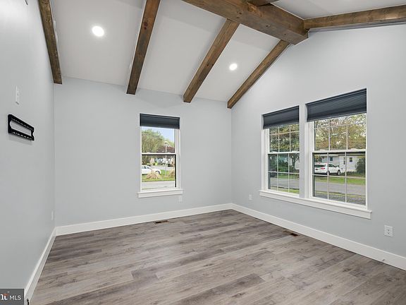 4th image of 25850 Kings Ln #16835